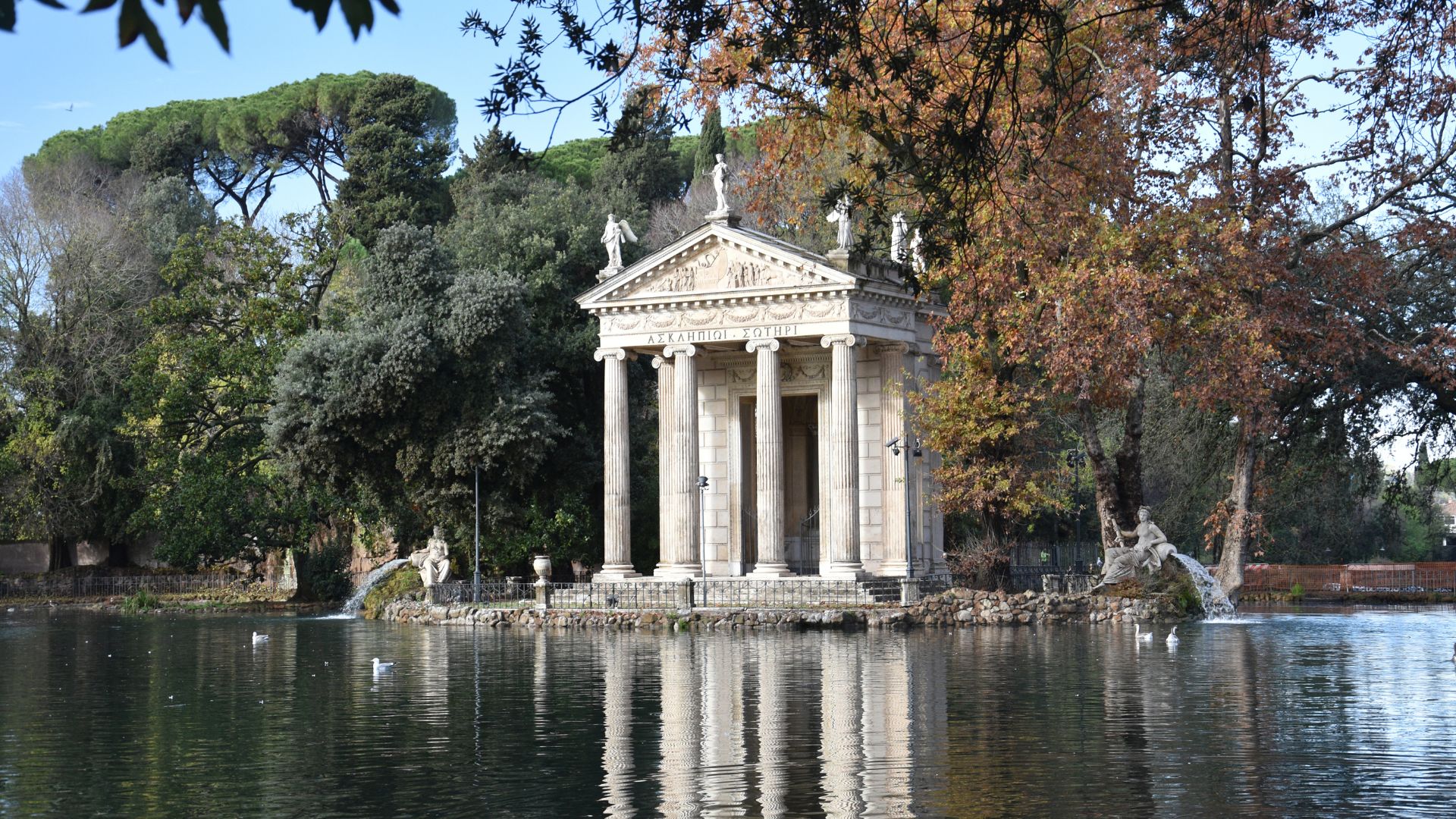 Villa Borghese Lake